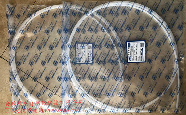 OTC Daihen原裝鋁焊送絲管U4432G02整體外觀