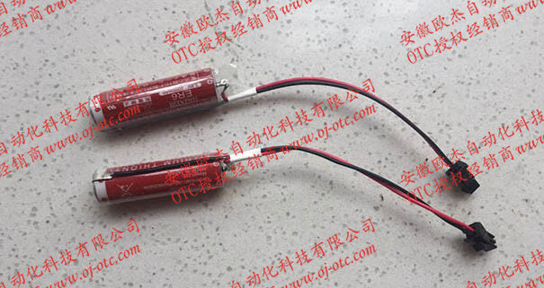 OTC Daihen W-L02722 電池細節(jié)