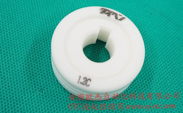 OTC陶瓷送絲輪K970E24側(cè)面細(xì)節(jié)