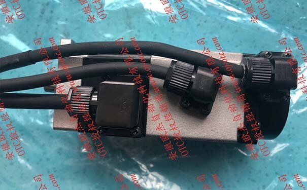 OTC Daihen W-L02147 電機(jī)標(biāo)簽