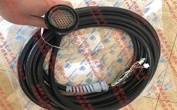 OTC Daihen AX/AII系列示教器電纜 L9241F00 8米 原裝進(jìn)口